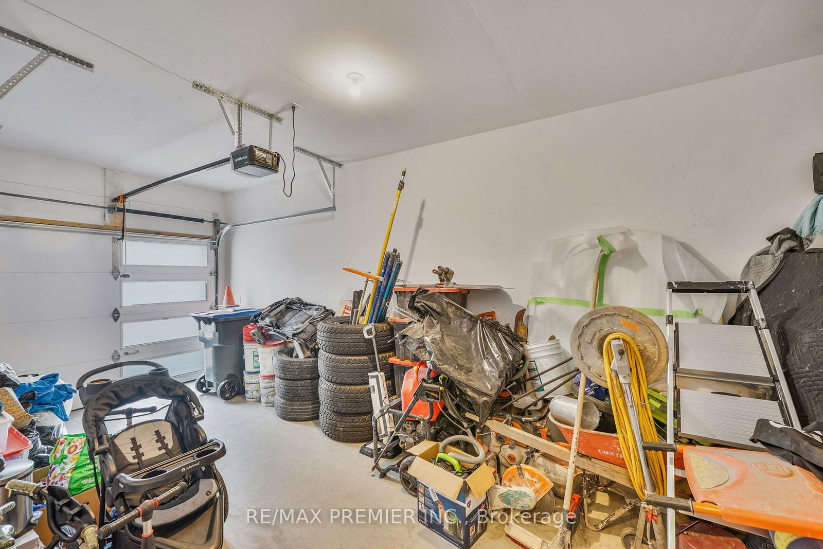 Townhouse for sale at 12 Heathrow Lane, Caledon, Ontario, L7E 4M4 - Bolton East - MLS: W12786764