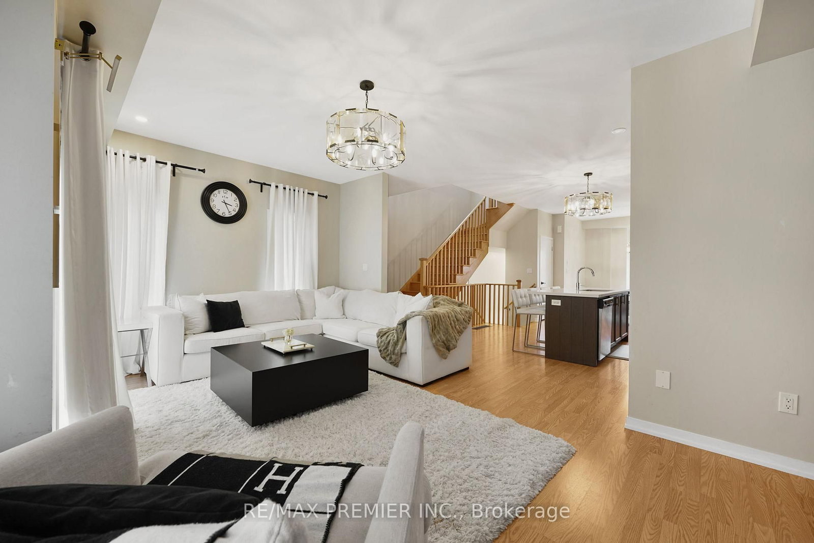 Townhouse for sale at 12 Heathrow Lane, Caledon, Ontario, L7E 4M4 - Bolton East - MLS: W12786764