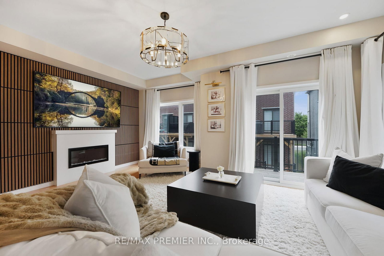 Townhouse for sale at 12 Heathrow Lane, Caledon, Ontario, L7E 4M4 - Bolton East - MLS: W12786764