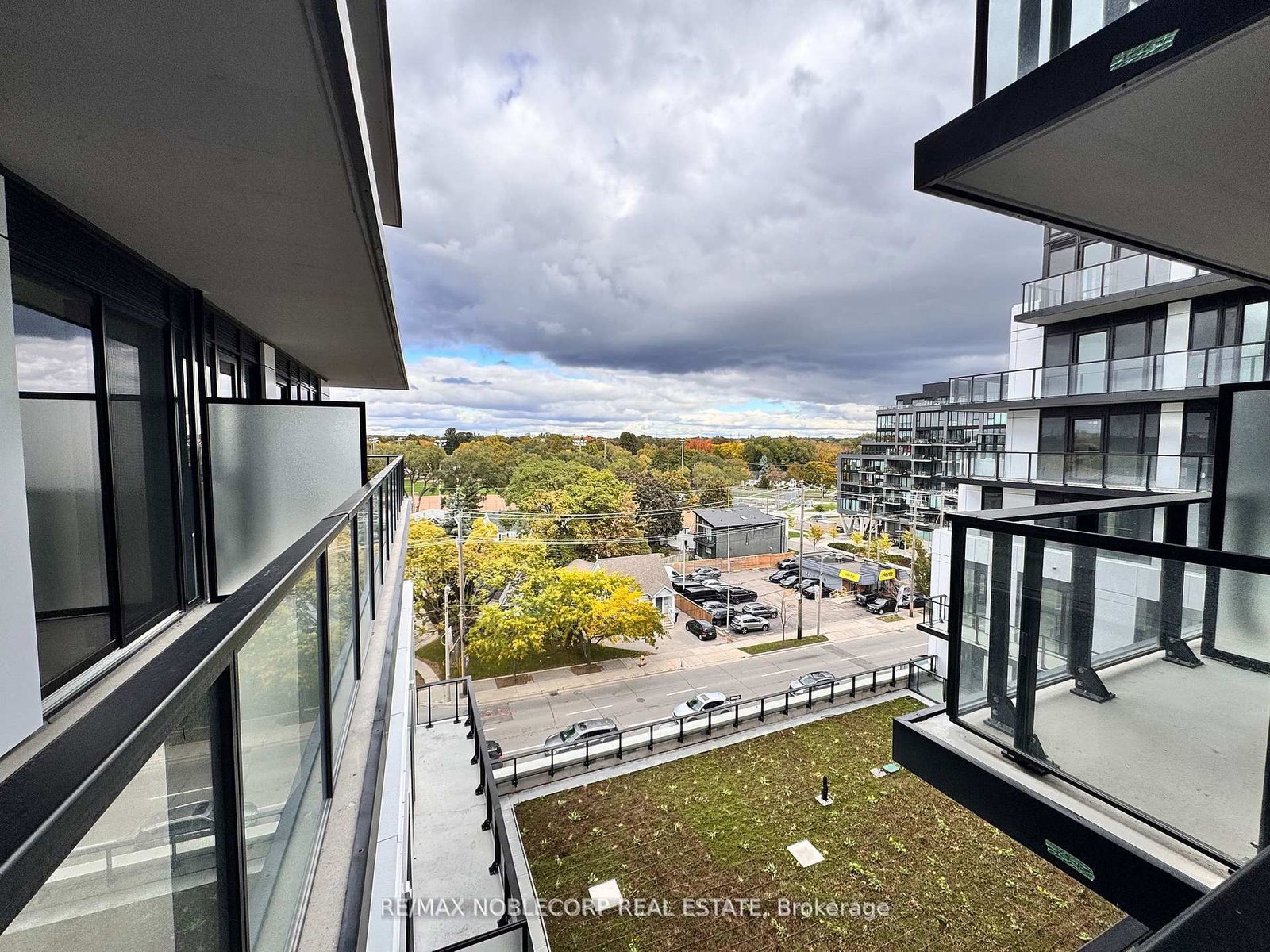 Condo for lease at 701-801 The Queensway, Toronto, Ontario, M8Z 1N4 - Stonegate-Queensway - MLS: W12786938