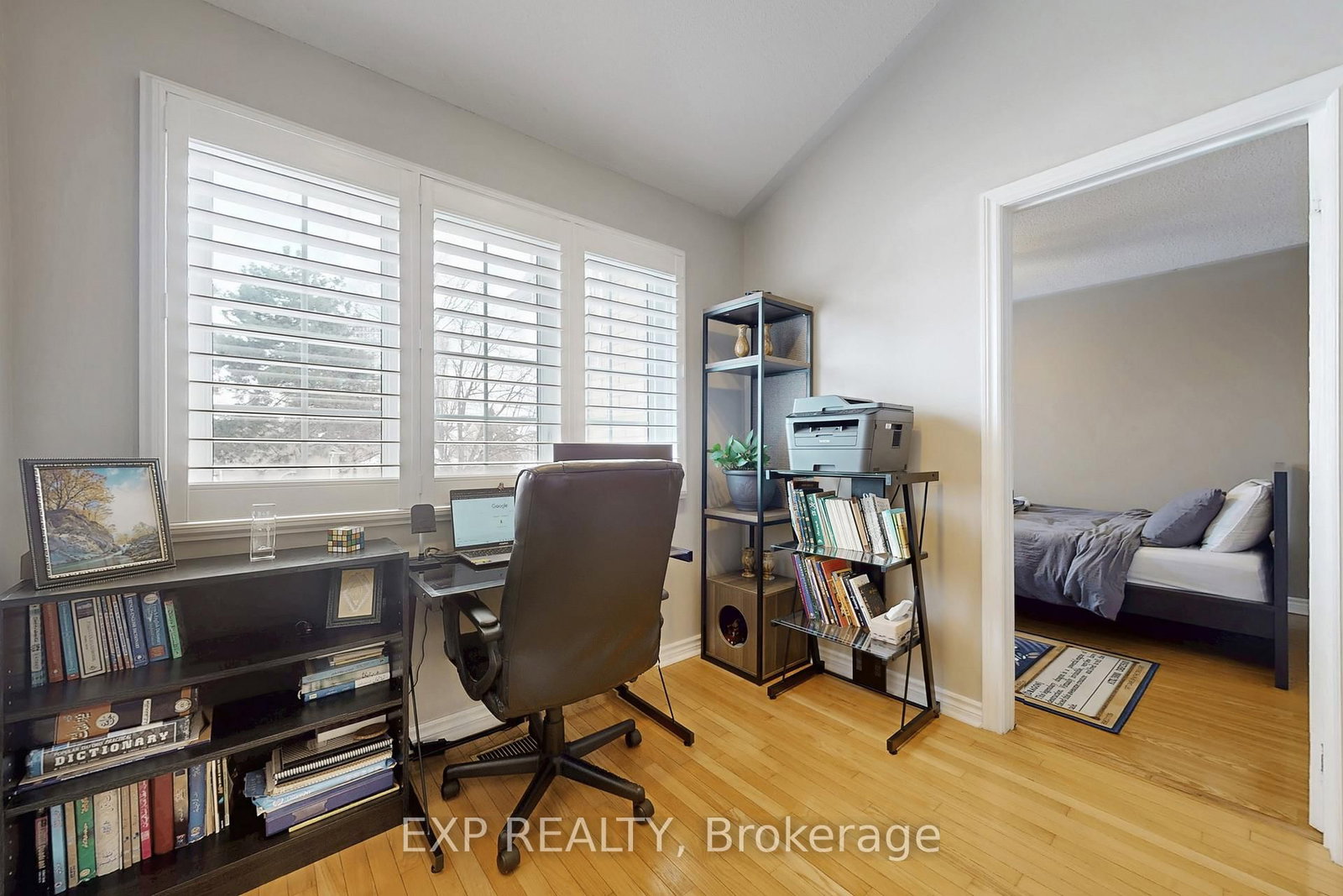 Townhouse for sale at 43 Hartnell Square, Brampton, Ontario, L6S 5W8 - Central Park - MLS: W12786962