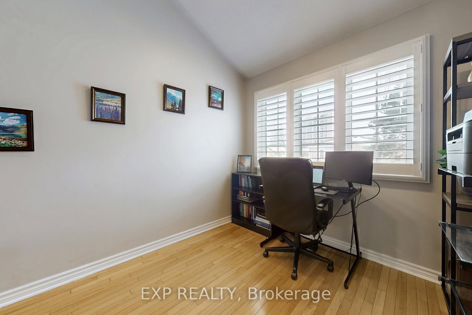 Townhouse for sale at 43 Hartnell Square, Brampton, Ontario, L6S 5W8 - Central Park - MLS: W12786962