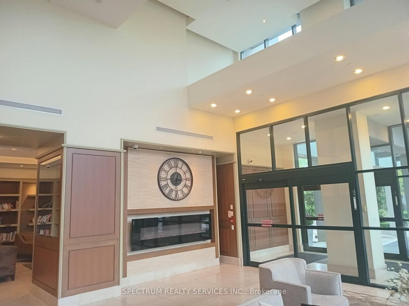 608 - 100 John St, Brampton, L6W 0A8 | Image 3