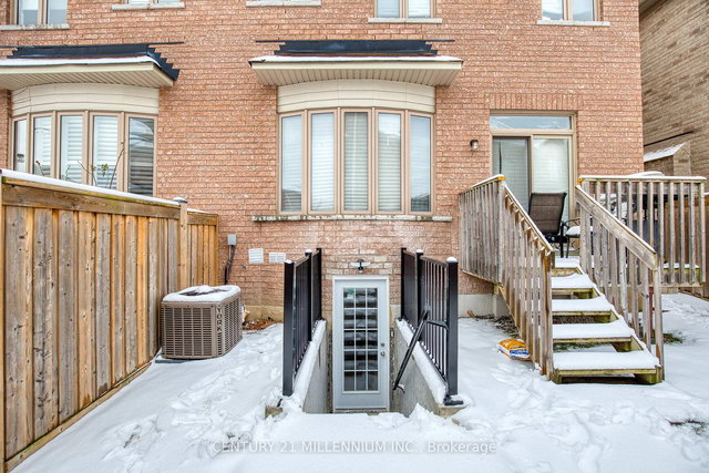 Bsmt - 5557 Oscar Peterson Boulevard