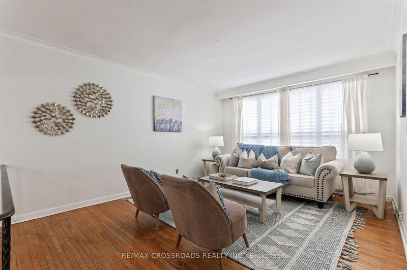 98 Willowridge Rd, Toronto, M9R 3Z4 | Image 3