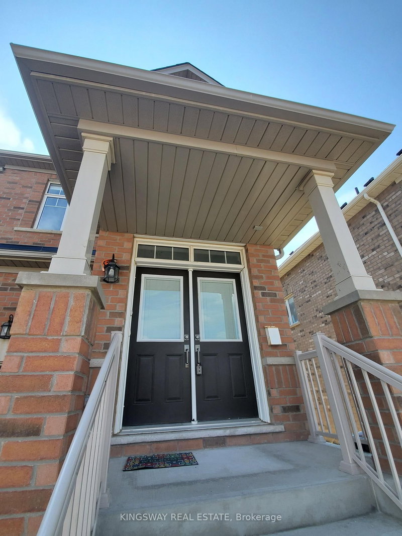 upper - 593 Remembrance Rd, Brampton, L7A 4L2 | Image 3