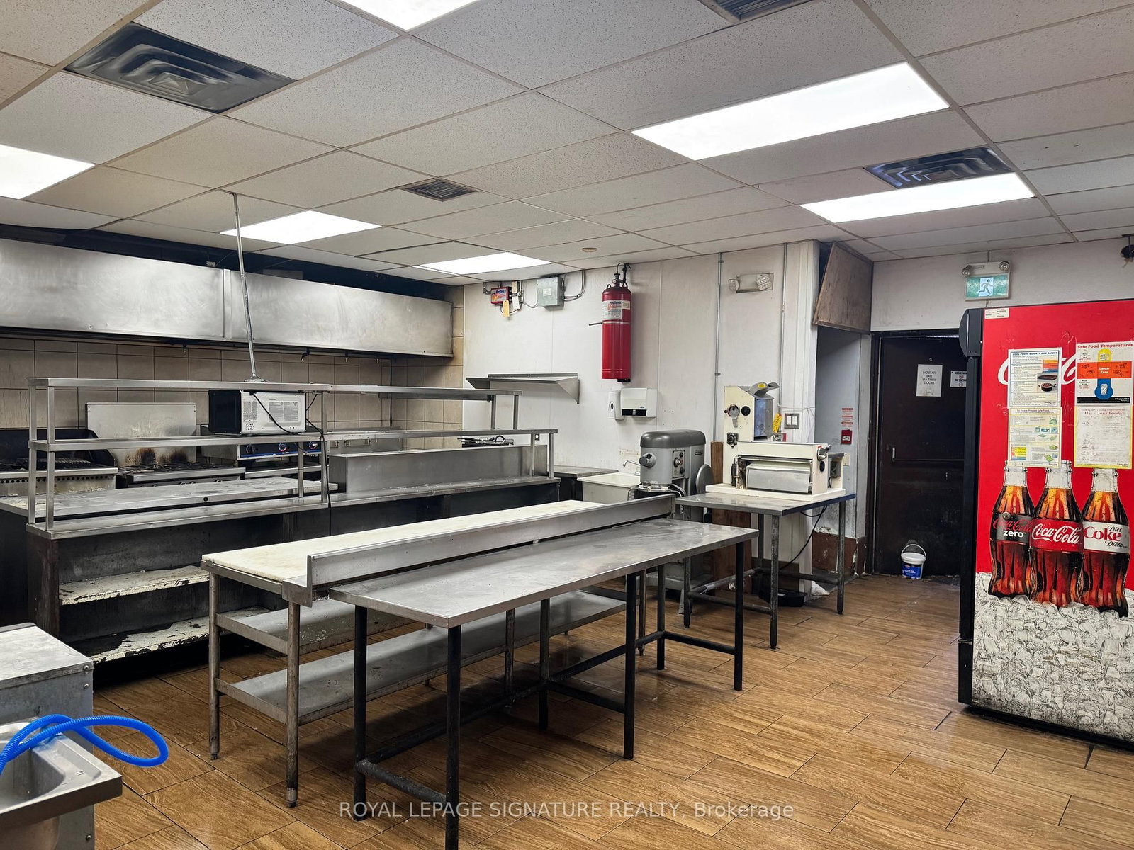 803 Dundas Street E - Photo 15