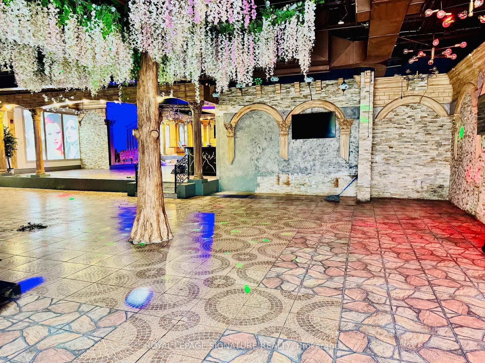 803 Dundas Street E - Photo 7