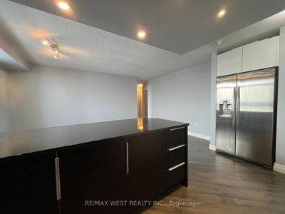 Unit 1007 — 300 Webb Drive — photo 5