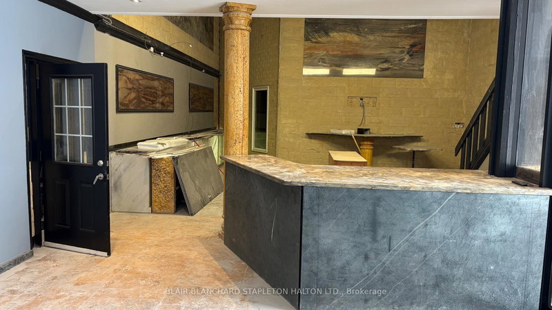 1 - 4057 Fairview St, Burlington, L7L 2A4 | Image 3