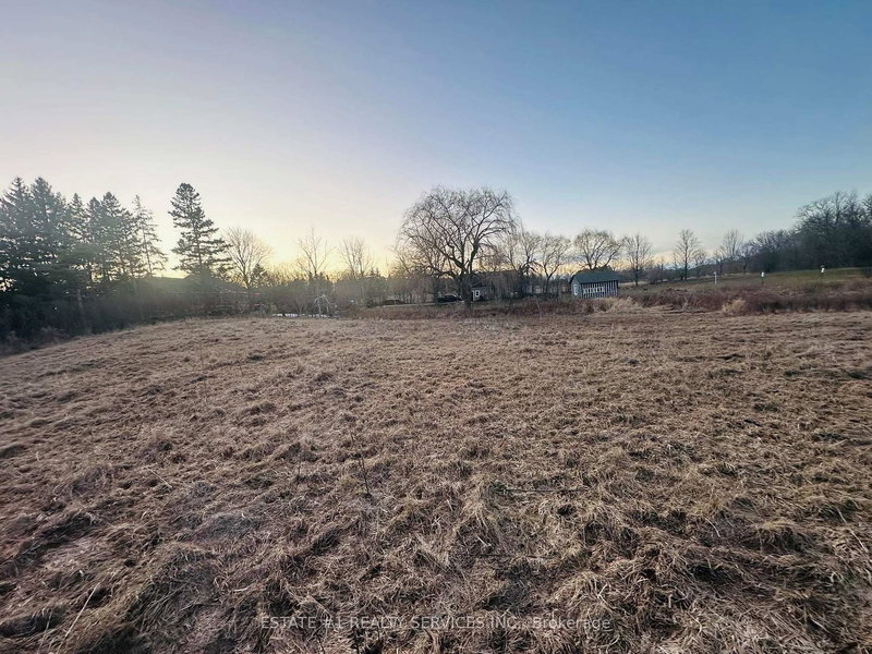 10231 Old Pinecrest Rd, Brampton, L7A 0A4 | Image 2