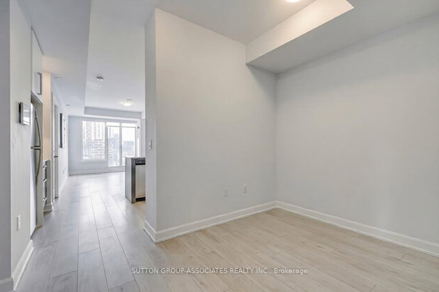 312 - 3200 William Coltson Avenue