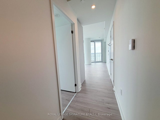 1311 - 1 Fairview Road