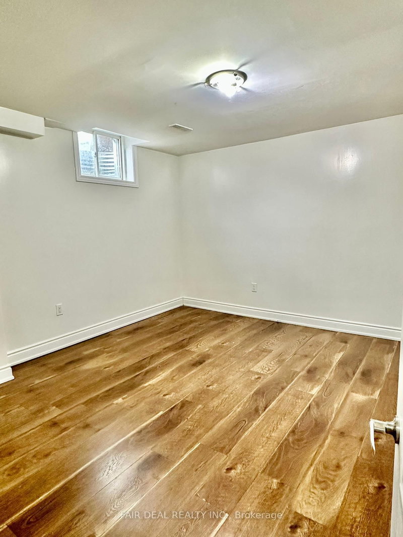 2 - 47 Snow Leopard Crt, Brampton, L6R 2L9 | Image 3