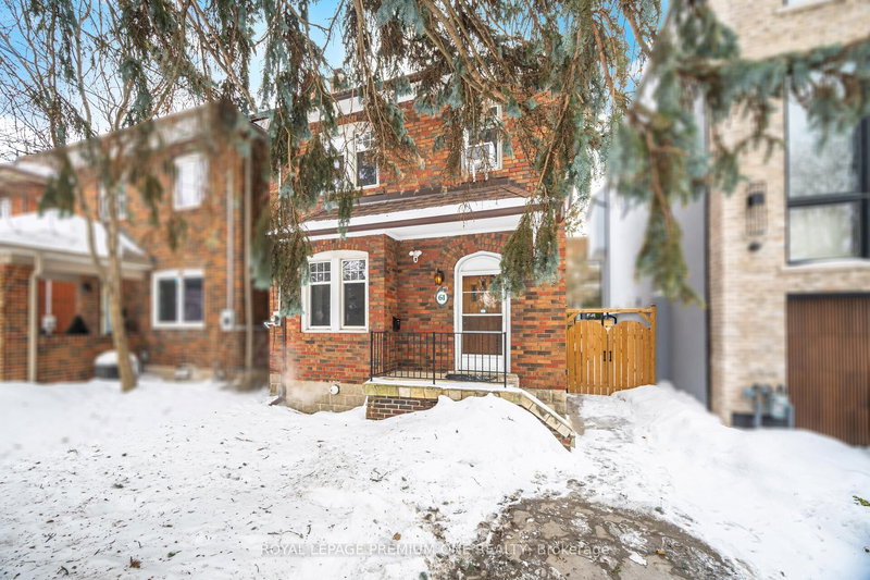 61 Methuen Ave, Toronto, M6S 1Z7 | Image 2