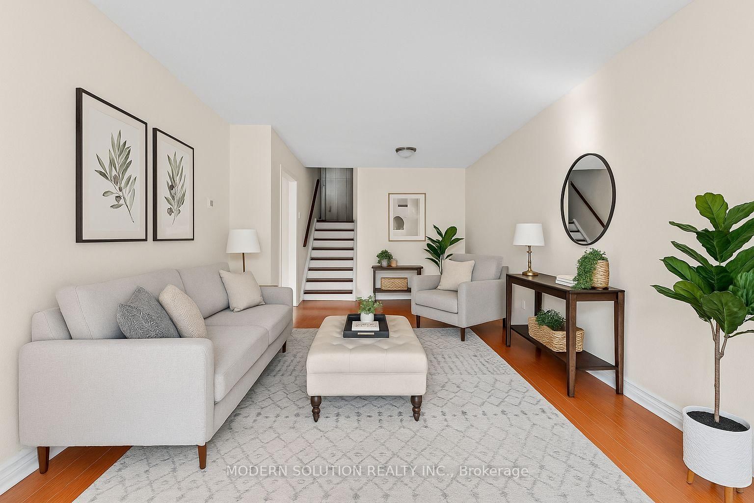 Semi-Detached House for sale at 142 Mill Street, Brampton, Ontario, L6X 2P2 - Downtown Brampton - MLS: W12790286