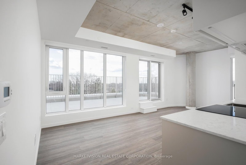 428 - 689 The Queensway, Toronto, M8Y 0C8 | Image 2