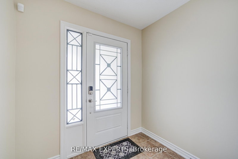 72 Aspen Hills Rd, Brampton, L6Y 0H7 | Image 3