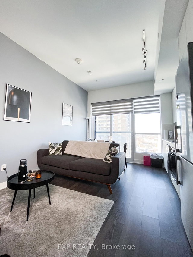 #2034 - 5 Mabelle Avenue