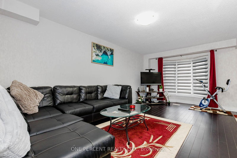 52 Timberlane Dr, Brampton, L6Y 4B6 | Image 3