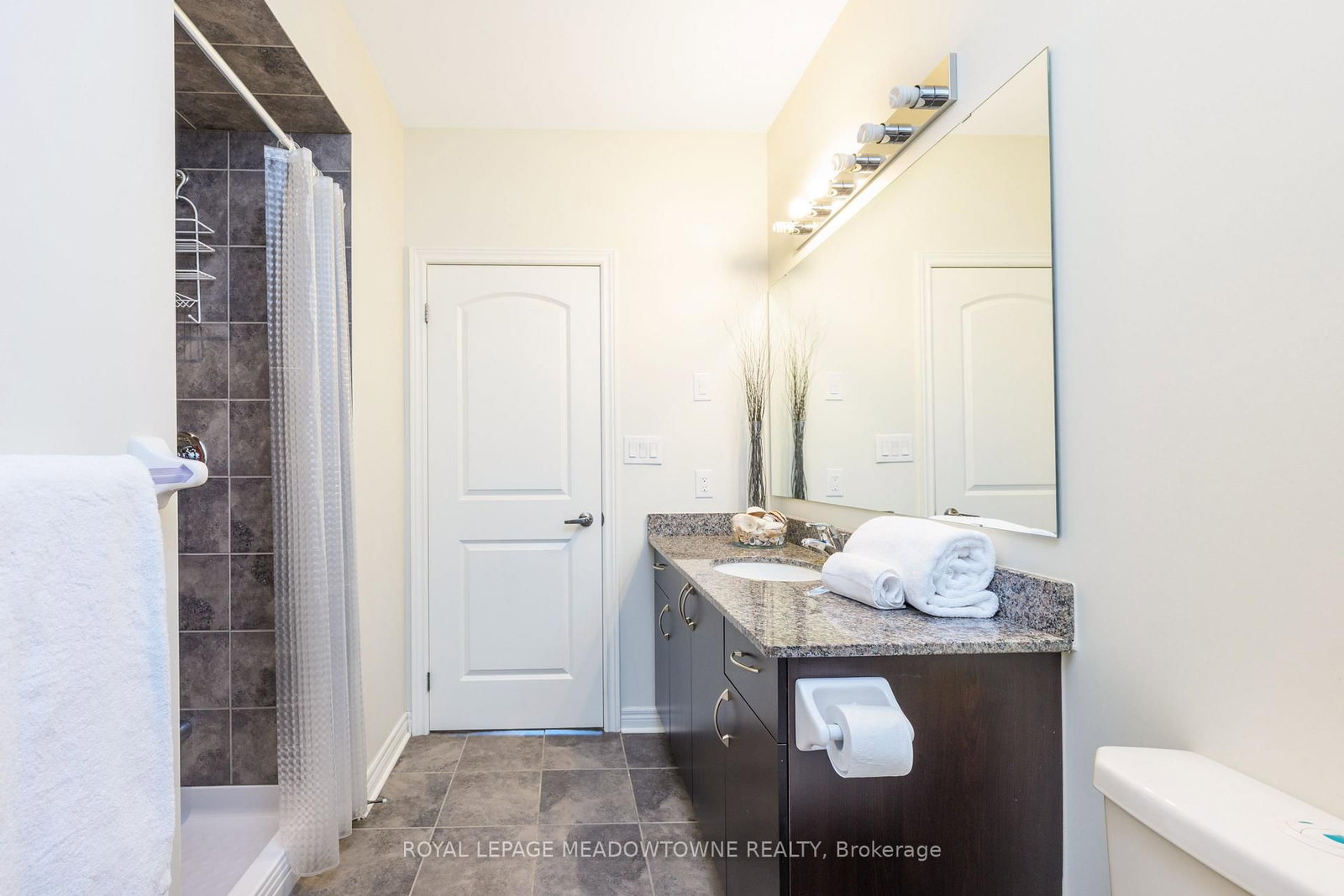 Condo for sale at 308-383 Main Street, Milton, Ontario, L9T 8K8 - Old Milton - MLS: W12791424