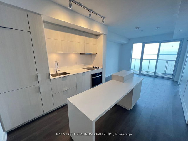 1205 - 370 MARTHA Street