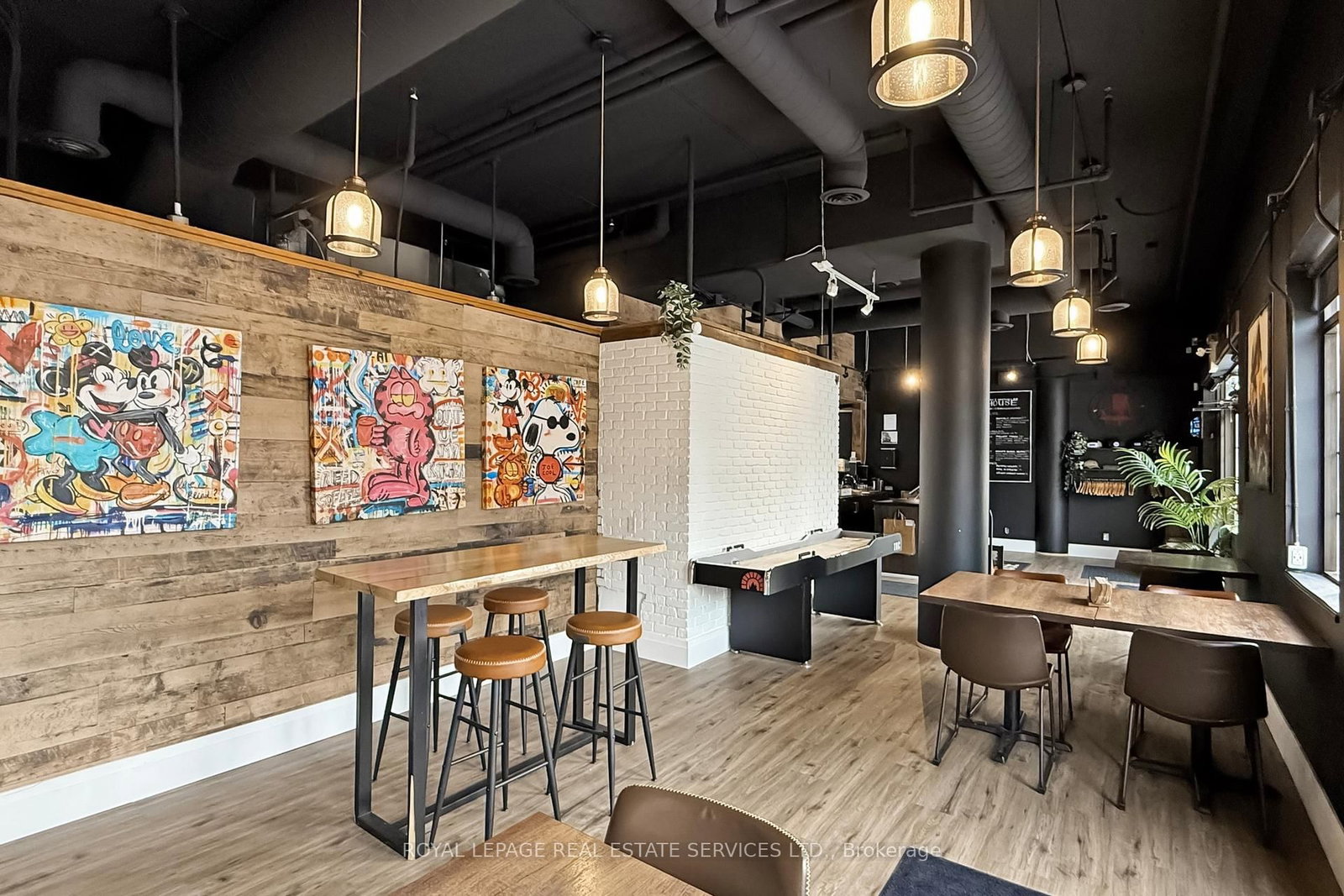 399 Elizabeth Street, Unit 6 - Photo 11