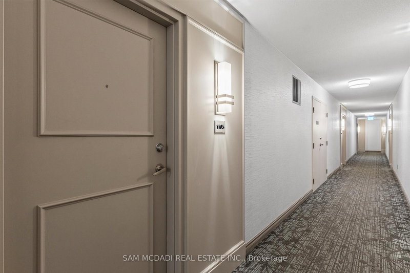 1105 - 75 King St E, Mississauga, L5A 4G5 | Image 3