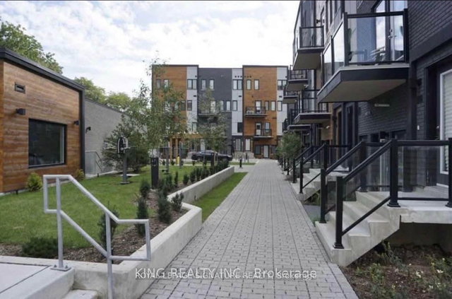 309A - 400 The East Mall