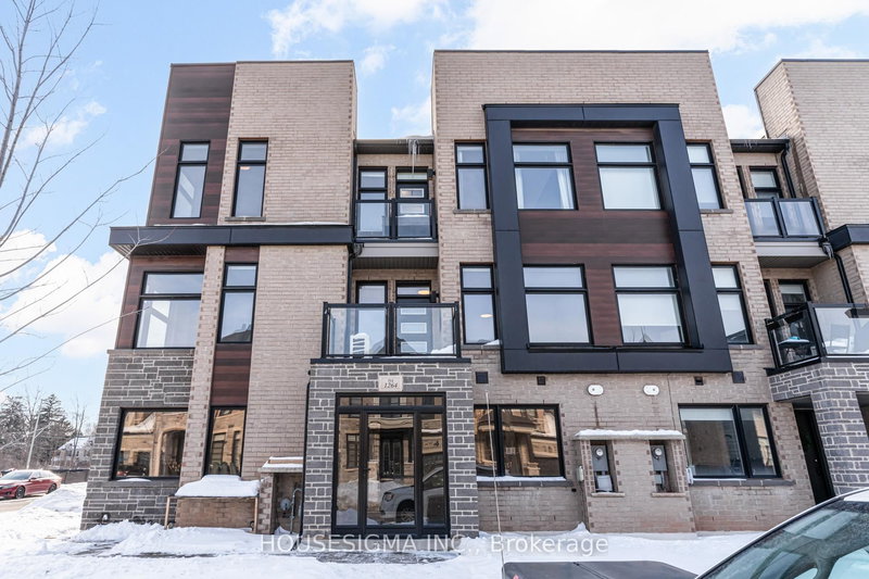 1264 Merton Rd, Oakville, L6M 5M1 | Image 2