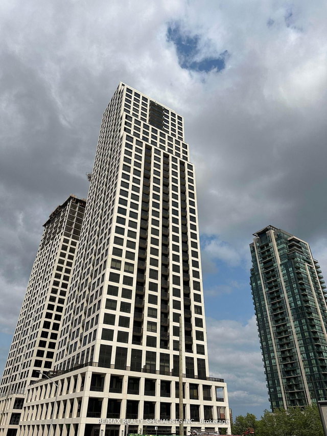 3605 - 36 Elm Drive W