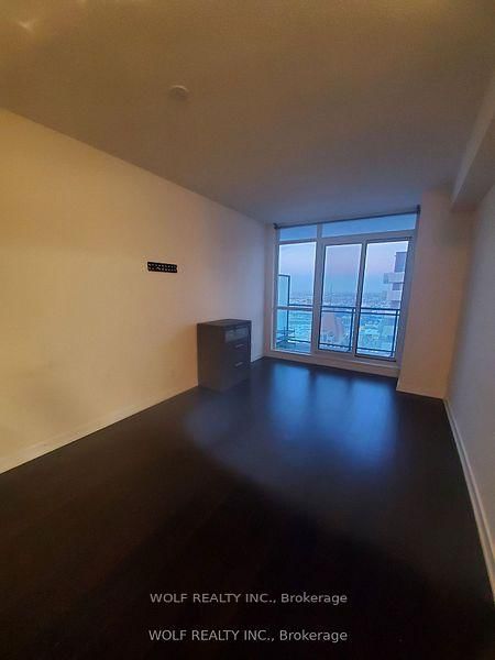 4201 - 4070 Confederation Parkway