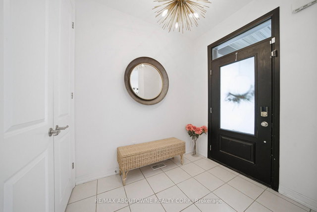 Upper - 275 Ironside Drive