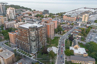 707 - 21 Park Street E