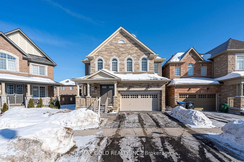 10 Spokanne St, Brampton, L6R 4A2 | Image 2