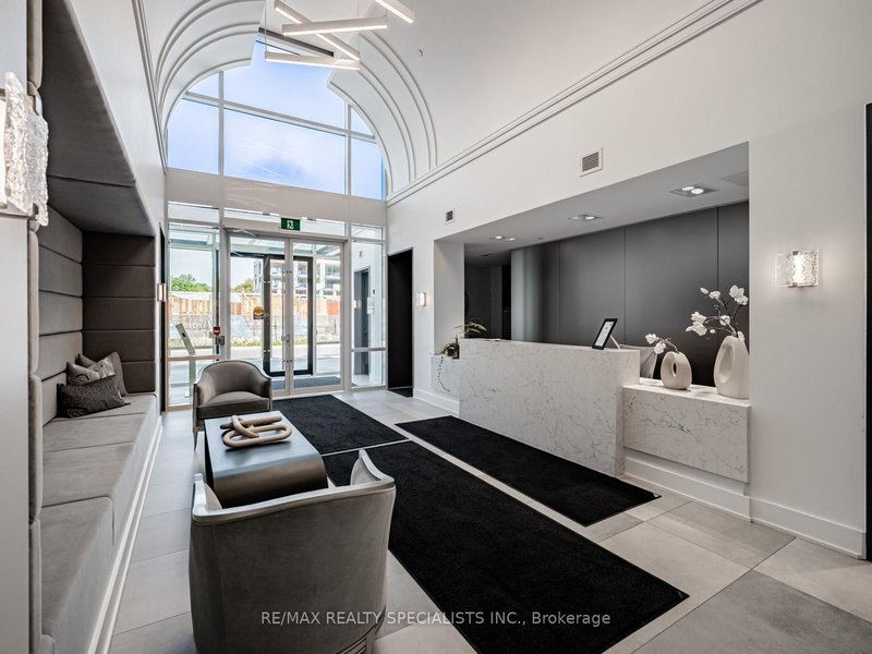 208 - 42 MILL St, Halton Hills, L7E 0P9 | Image 3