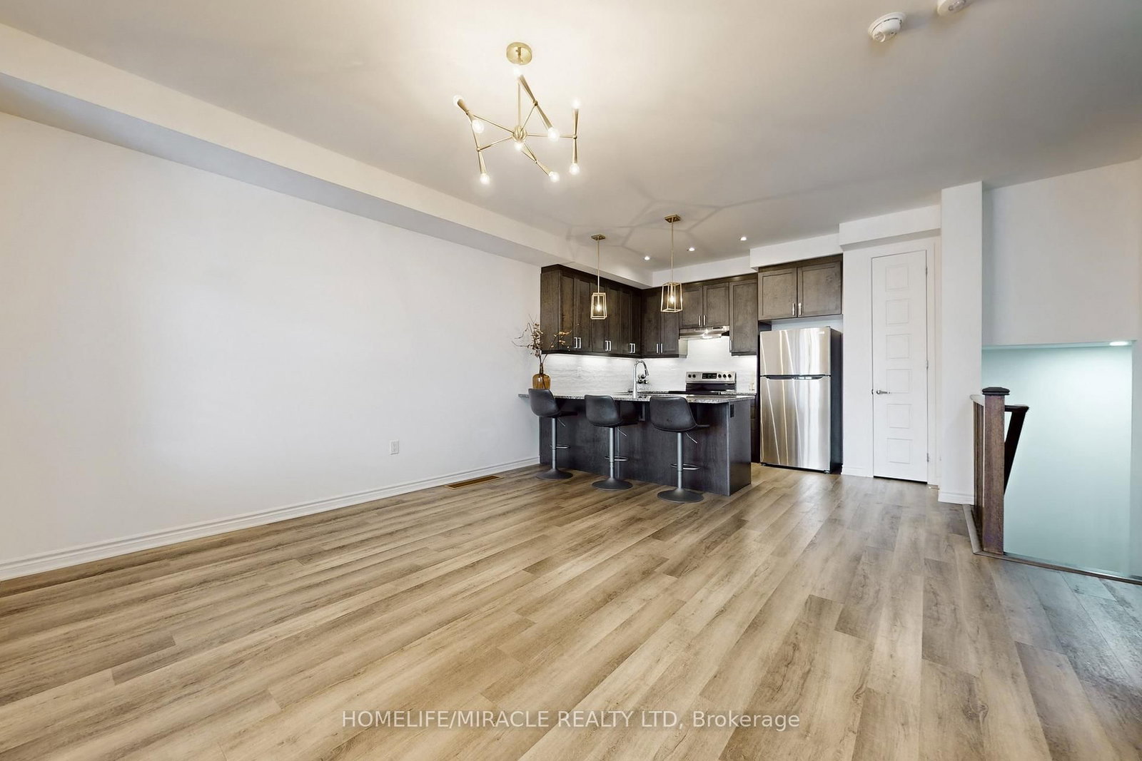 Townhouse for sale at 1587 Moira Crescent, Milton, Ontario, L9E 1X8 - Bowes - MLS: W12795930