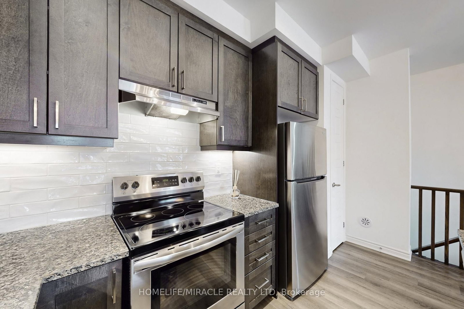 Townhouse for sale at 1587 Moira Crescent, Milton, Ontario, L9E 1X8 - Bowes - MLS: W12795930