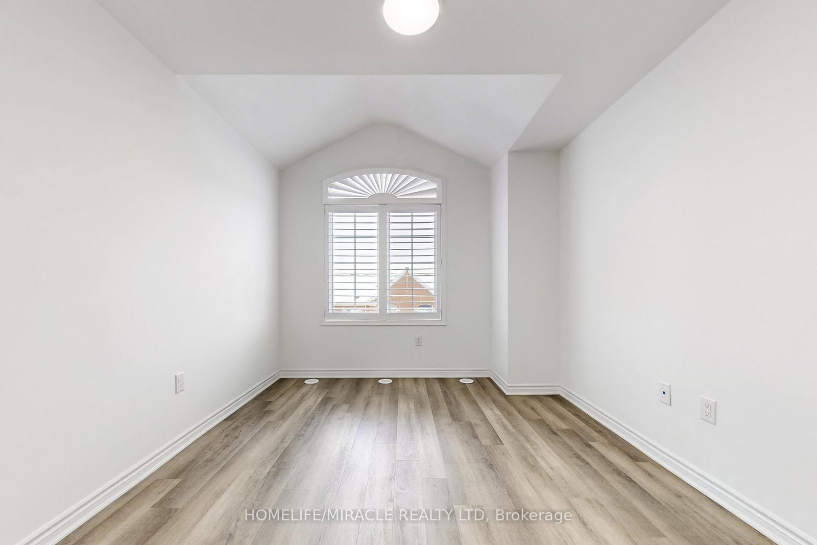 Townhouse for sale at 1587 Moira Crescent, Milton, Ontario, L9E 1X8 - Bowes - MLS: W12795930