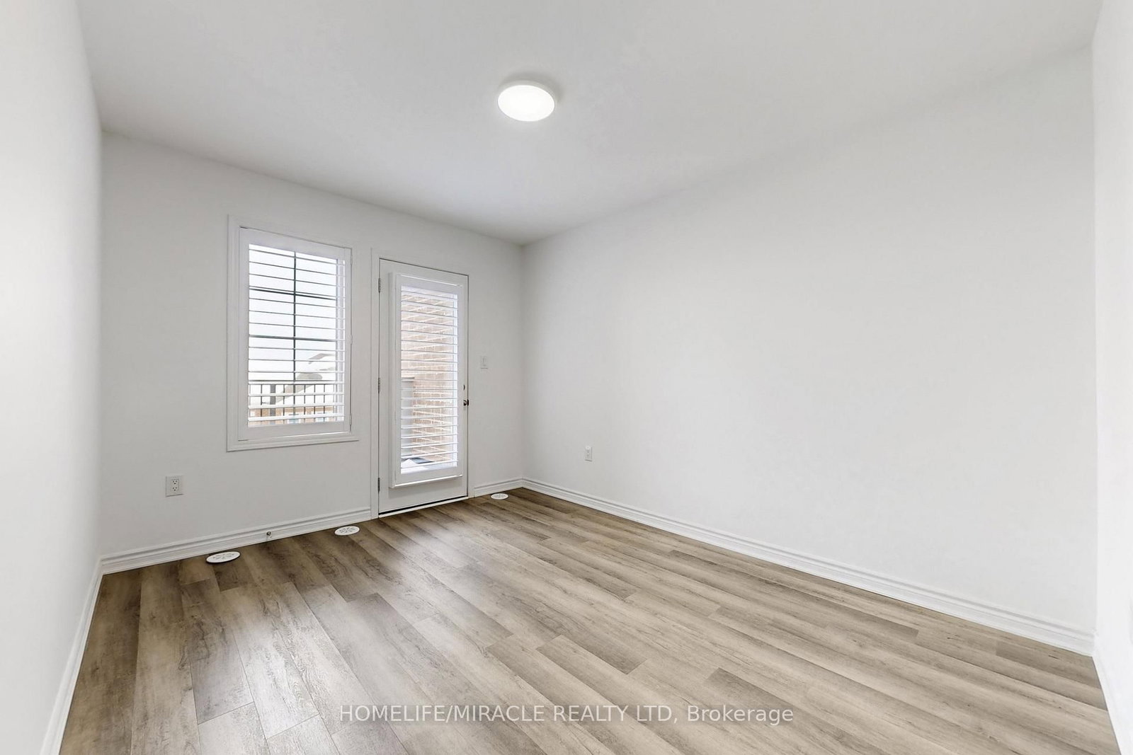 Townhouse for sale at 1587 Moira Crescent, Milton, Ontario, L9E 1X8 - Bowes - MLS: W12795930