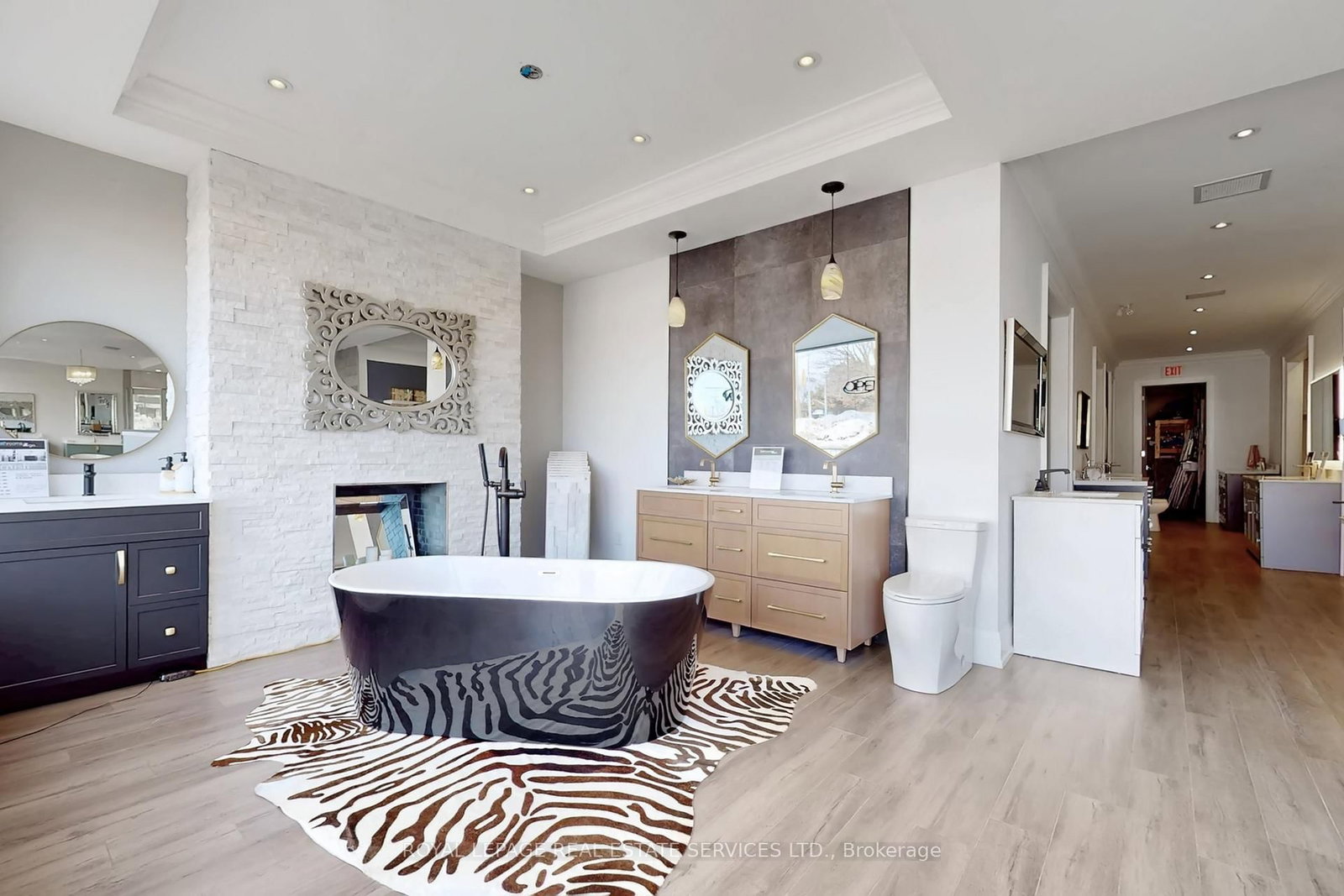 3350 Fairview Street, Unit 18 - Photo 4