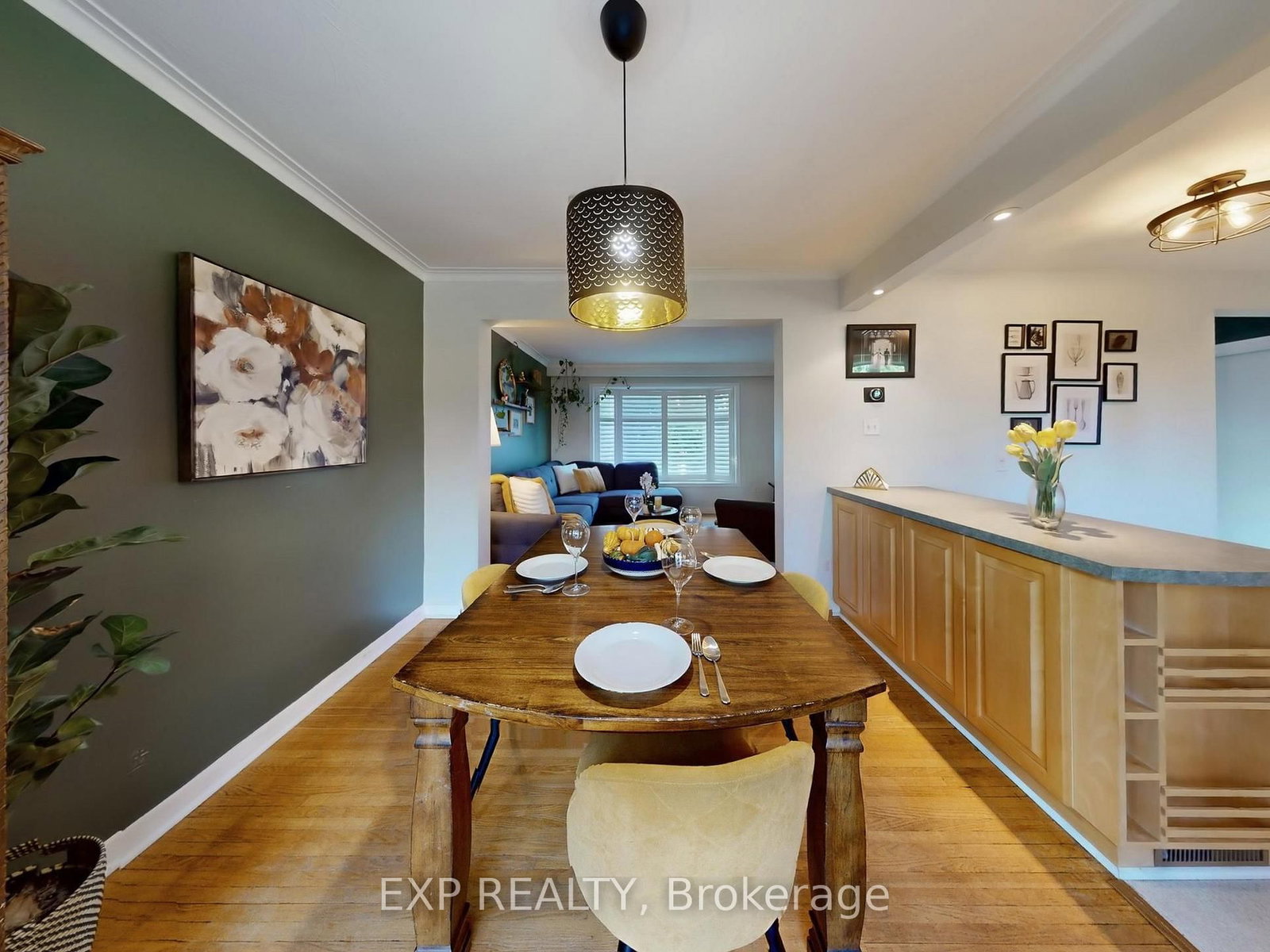 Detached House for sale at 22 Chestnut Avenue, Brampton, Ontario, L6X 2A5 - Northwood Park - MLS: W12796496