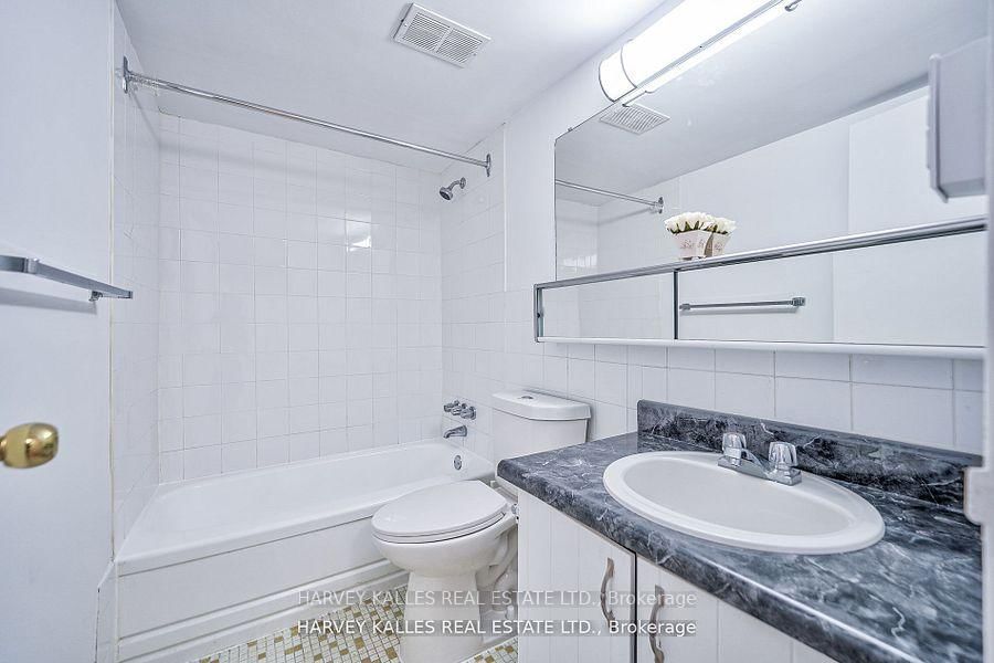 Semi-Detached House for lease at 304-2000 Sheppard Avenue, Toronto, Ontario, M3N 1A2 - Glenfield-Jane Heights - MLS: W12797462