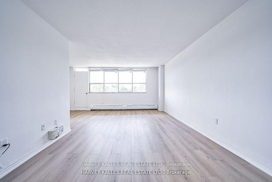 Semi-Detached House for lease at 304-2000 Sheppard Avenue, Toronto, Ontario, M3N 1A2 - Glenfield-Jane Heights - MLS: W12797462