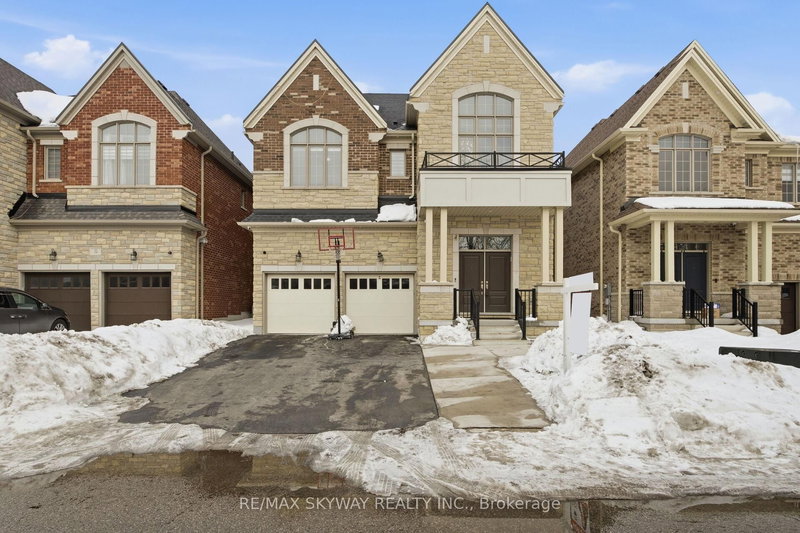 22 Tamworth Crt, Brampton, L6Y 4S4 | Image 2