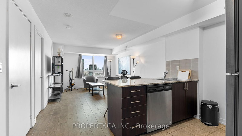 home for lease on 2602-1410 Dupont Street