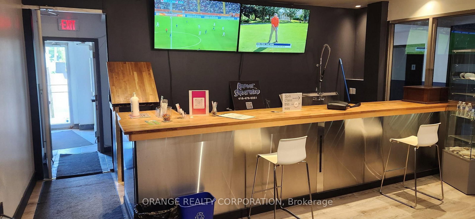 3301 Lake Shore Boulevard W, Unit 101 - Photo 3