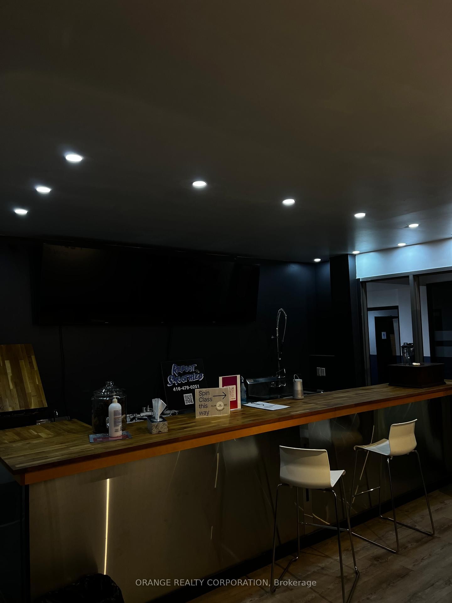 3301 Lake Shore Boulevard W, Unit 101 - Photo 7