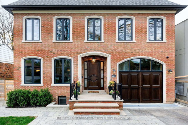 LOWER - 4673 Dundas Street W