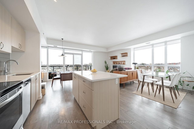 811 - 11 Superior Avenue